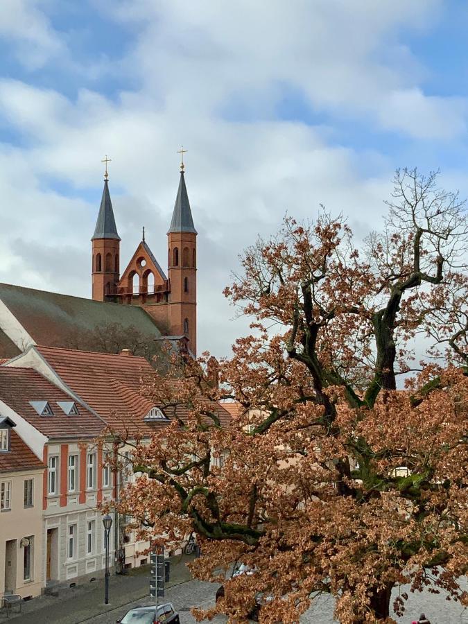 Bluhm'S Hotel & Restaurant Am Markt Kyritz Esterno foto